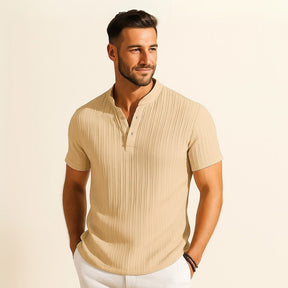 Camisa Gola Padre Plissada listrada Old Money Richelieu bege